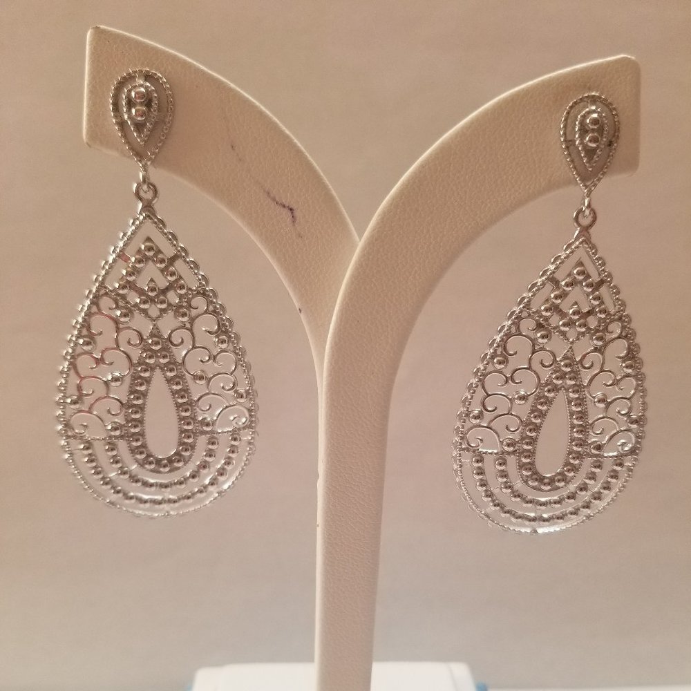 Sterling Silver Filigree Drop Earring